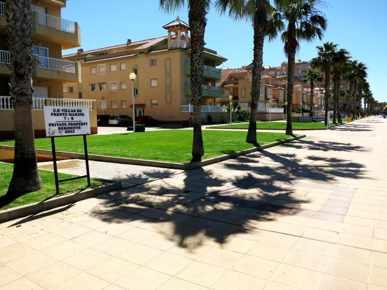 Rentyplus 251 Villa Frente Marino La Manga del Mar Menor Buitenkant foto